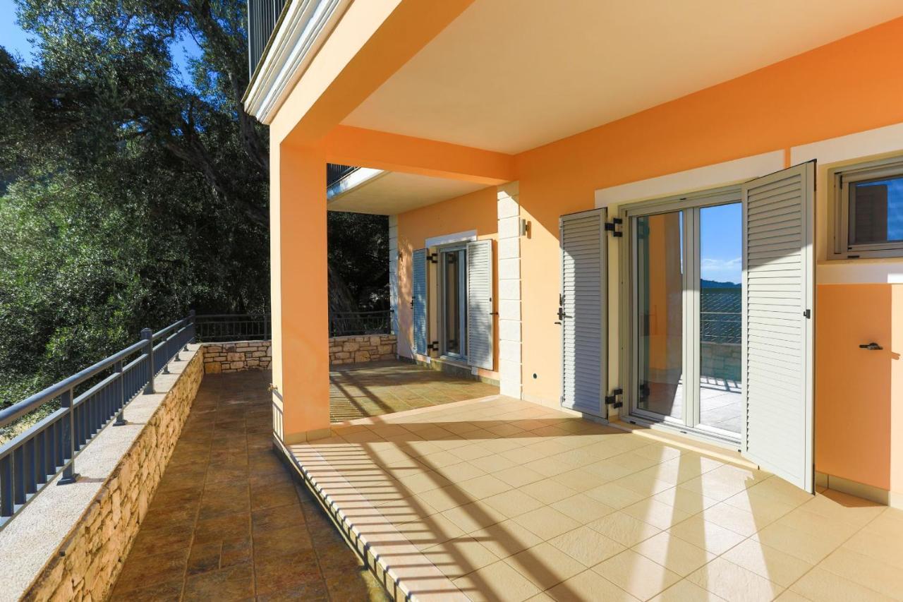 Villa Kalamia Exterior photo